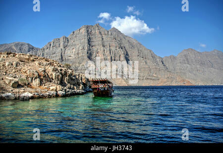 Bootsfahrt auf Khor Asche Sham, Musandam, Oman Stockfoto