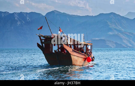 Bootsfahrt auf Khor Asche Sham, Musandam, Oman Stockfoto