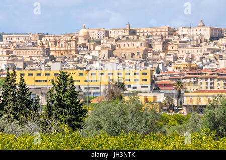 Panoramablick von Noto und seiner barocken Architektur in Sizilien, Italien. Stockfoto