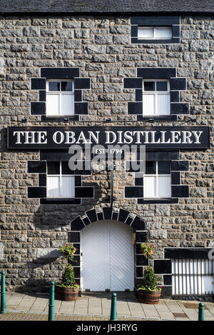 Oban Distillery, im Besitz von Diageo in der Stadt Oban, Argyll and Bute, Scotland, UK Stockfoto