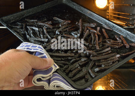 Verbrannte Backofen Pommes Frites zubereitet Stockfoto