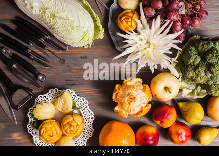 Das schöne Essen - geschnitzte Blumen aus Früchten, Kunst von thailand Stockfoto