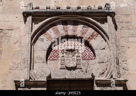 Tor von San Esteban, der älteste Teil des Gebäudes entstand als das westliche Tor der ersten Moschee, Cordoba, Andalusien, Spanien Stockfoto