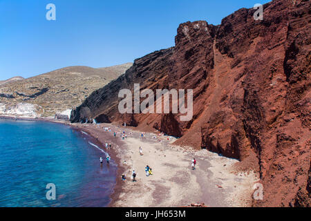 Red Beach, roter Strand oder in griechisch Kokkini Paralia bei Akrotiri, Santorin, Kykladen, aegaeis, Griechenland, Mittelmeer, Europa | red Beach, Pa Stockfoto