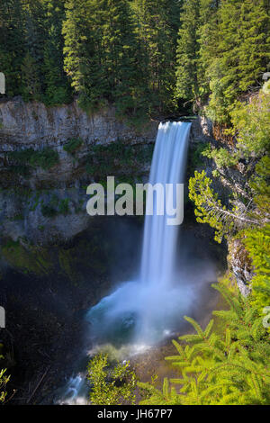 Wasserfall bei Brandywine Falls Provincial Park in British Columbia Kanada Stockfoto