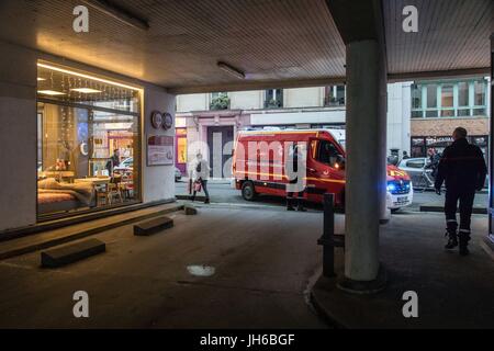 FUNKTION AUF DIE FEUERWEHRLEUTE VON RENNES, FRANKREICH Stockfoto