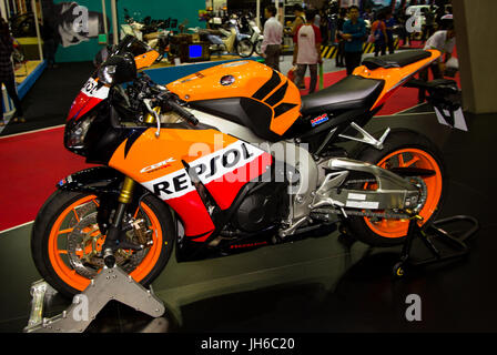 Bangkok, Thailand - 29. März 2013: Honda CBR Repsol in Bangkok Motor Show 2013 vorgestellt Stockfoto