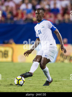 12. Juli 2017 - Martinique Verteidiger S © Bastien Cretinoir (21) in Aktion in einem Spiel der Gruppe B während des 2017 CONCACAF Gold Cup-Spiels zwischen der vereint Staaten Nationalmannschaft und die Nationalmannschaft von Martinique im Raymond James Stadium in Tampa, Florida, USA. Del Mecum/CSM Stockfoto
