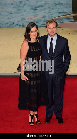 London, UK. 13. Juli 2017. Emma Thomas & Christopher Nolan Teilnahme an The World Premiere von Dünkirchen am Odeon Leicester Square in London 13. Juli 2017 Credit: Peter Phillips/Alamy Live News Stockfoto