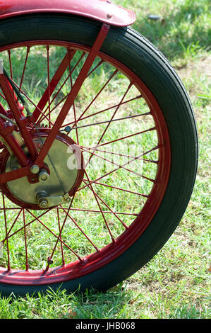 1928 Moto Guzzi TT 250 klassisches Motorrad, Detail-Rad Stockfoto