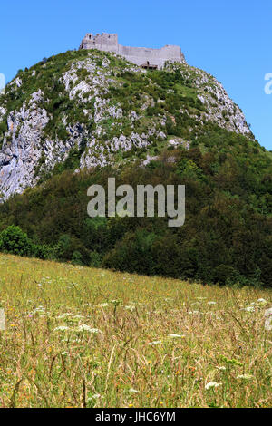 Montségur, 1059 m Ü.m Stockfoto