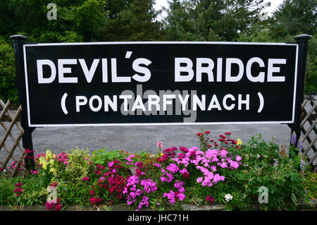 Bahnhof Zeichen des Teufels Brücke Station, Vale of Rheidol Railway, in der Nähe von Abertsywyth, Ceredigion, Wales Stockfoto