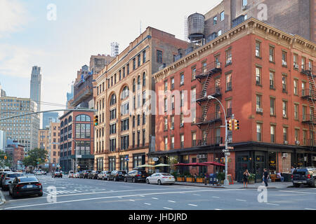 Tribeca Viertel leere Straßen an einem sonnigen Sommertag in New York Stockfoto