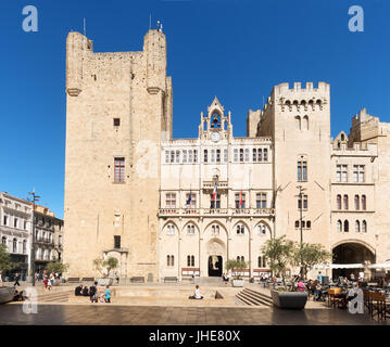 Des erzbischöfliche Palast und Rathaus, Narbonne, Occitanie, Frankreich Stockfoto