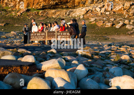 Zeichen des Kap der guten Hoffnung im Sonnenuntergang, Kap der guten Hoffnung National Park in Südafrika, Western Cape Stockfoto