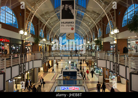 Victoria Wharf Shopping Centre, Victoria & Albert Waterfront, Cape Town, Western Cape Province, Südafrika Stockfoto