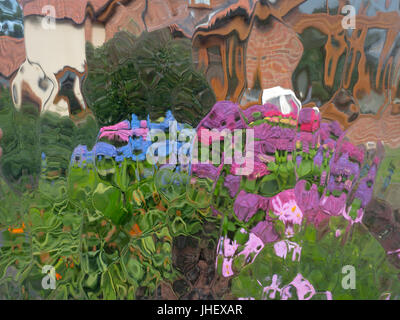 Hortensien in Grenzregionen durch Glas Fenster Ende Juli Norfolk Stockfoto