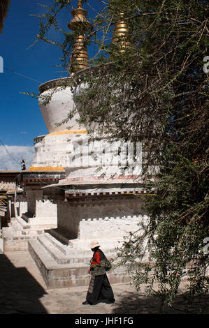 Stupas innen Tashilumpo Kloster in Shigatse, Tibet, China Stockfoto