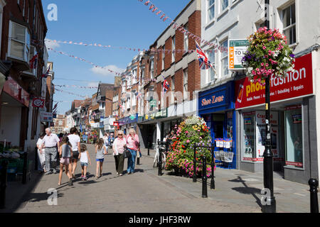 Blick entlang der Bridge Street, Evesham, Worcestershire, England, Vereinigtes Königreich, Europa Stockfoto