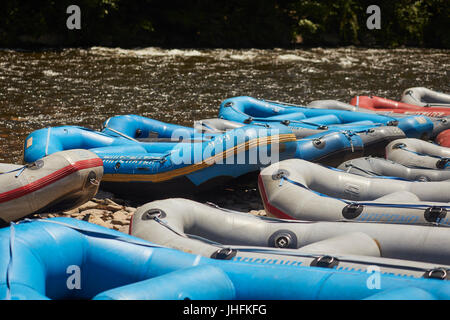 River Rafts, Lehigh River, Jim Thorpe, Pennsylvania, USA Stockfoto