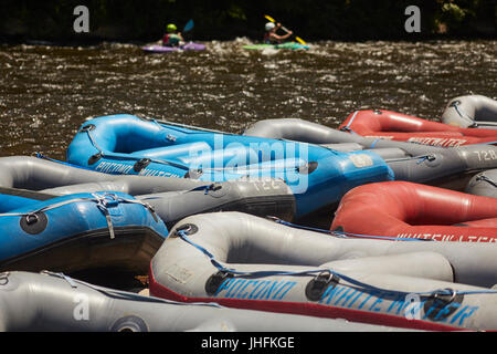 River Rafts, Lehigh River, Jim Thorpe, Pennsylvania, USA Stockfoto