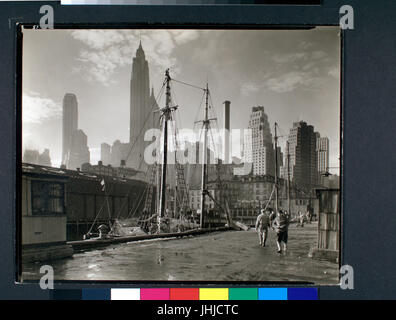 Fulton Street Dock, Skyline von Manhattan, Manhattan (NYPL b13668355-482681) Stockfoto