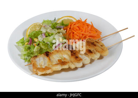 Fisch-Kebab, aufgespießt Fisch mit Gemüse Stockfoto