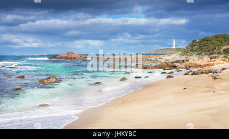 Gewitterwolken am Cape Leeuwin Leuchtturm, an der südwestlichen Spitze von Australien. Stockfoto