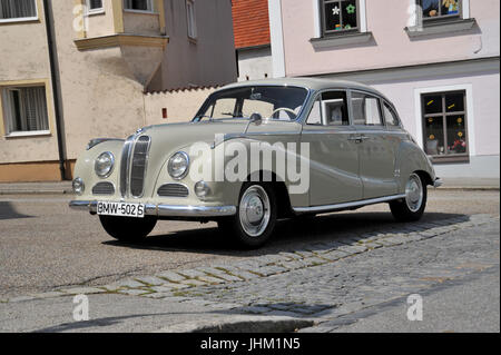 BMW 502 (1954-1964) Barock Engel Luxuslimousine V8 Stockfoto