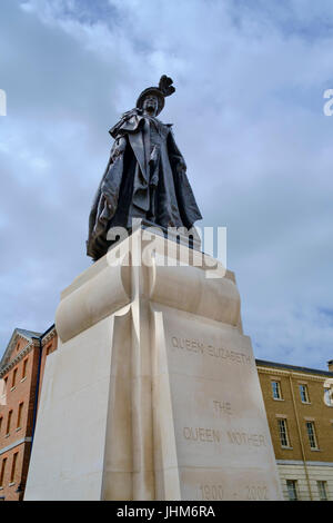 Um eine Entwicklung am Stadtrand von Dorchester Dorset England UK Verkehrssysteme Stockfoto