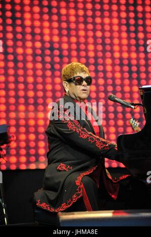 Hamburg, Deutschland. 13. Juli 2017. Elton John am Live at Sunset Open Air in Zürich. 12.07.2017 | Nutzung weltweit Credit: Dpa/Alamy Live-Nachrichten Stockfoto