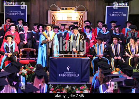 Huddersfield, UK. 14. Juli 2017. Herr David Blunkett, ehemaliger Innenminister und Arbeits-Wartungstafel für Sheffield Brightside erhielt Ehrendoktorwürde von der University of Huddersfield. Bildnachweis: Stefan Kusinski/Alamy Live-Nachrichten Stockfoto