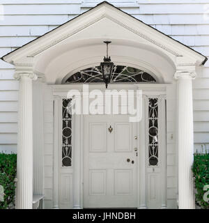 Detailaufnahme eines alten Hauses in Sag Harbor Hauptstraße in Sag Harbor, New York Stockfoto