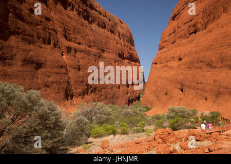 In und um die massiven Kata Tjuta (Olgas) Zentral-Australien Stockfoto