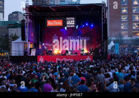 Montreal Jazz Festival, Stanley Clarke Band Leistung Stockfoto