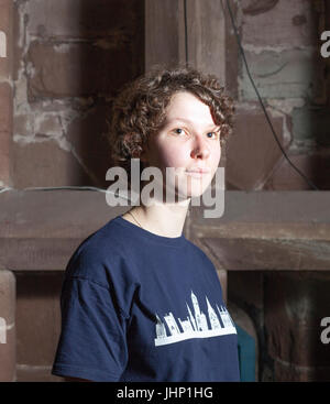 17-j hrige Saskia Frisby im Jahr 2016 in Worcester Kathedrale Glockenturm, die Glocken läuten wurde, da war sie 13 abgebildet. Stockfoto