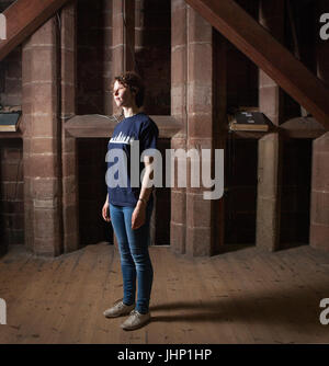 17-j hrige Saskia Frisby im Jahr 2016 in Worcester Steinhuser Glockenturm, die Glocken läuten wurde, da war sie 13 abgebildet. Stockfoto