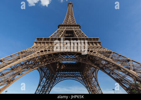Blick auf den Eiffelturm in Paris, Frankreich Stockfoto