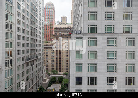 ein Stadtbild von verschiedenen Gebäuden und Baustoffen auf der upper West Side von manhattan Stockfoto