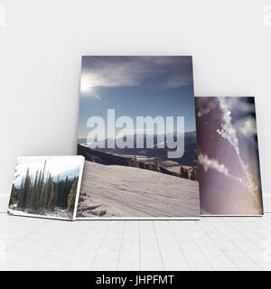 Digital generiert von Whiteboards gegen weiße Wand gegen schönen Pinien im Wald Stockfoto