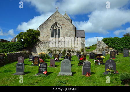 St. Seiriol's Priory Church in Penmon Priory, Penmon Point, Anglesey, Wales, Großbritannien Stockfoto