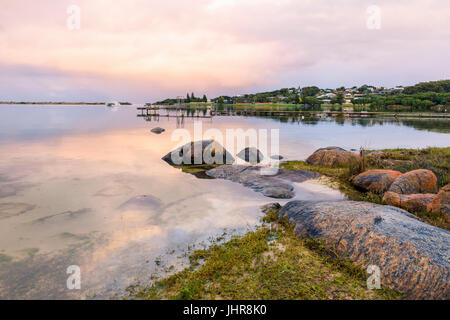 Sonnenuntergang über Seinebucht im Hardy Inlet, Augusta Town, Western Australia, Australia Stockfoto