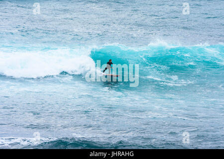 Surfer in Margaret River Surfers Point, Prevelly, Western Australia, Australia Stockfoto