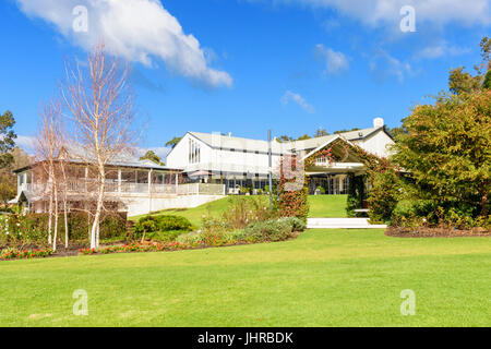 Aravina Estate Winery Restaurant Kellertür in der Margaret River Region von Western Australia, Yallingup, Australien Stockfoto