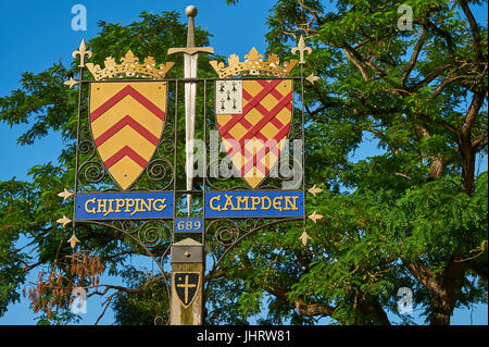 Reich verzierte Wappen für die Cotswold Markt Stadt von Chipping Campden Stockfoto