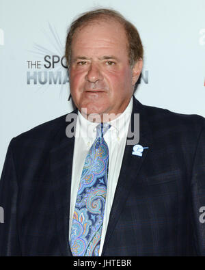 Chris Berman nimmt am 3. Jährlichen Sports Humanitarian Year Awards LA LIVE NOVO Los Angeles im Juli 11,2017 Teil. Stockfoto