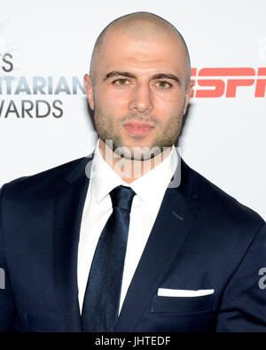 Mark Giordano nimmt am 3. Jährlichen Sport Humanitarian Year Awards LA LIVE NOVO Los Angeles Juli 11,2017 Teil. Stockfoto