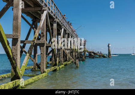 Fischer an der Anlegestelle von Noirmoutier (Frankreich) Stockfoto