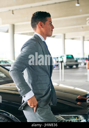 München, Deutschland.  12. Juli 2017.   Präsentation von James RODRIGUEZ, FCB 11 als neuer Spieler für FC Bayern München Fußball erste deutsche Fußball-Liga in München, 12. Juli 2017 © Peter Schatz / Alamy Live News Stockfoto