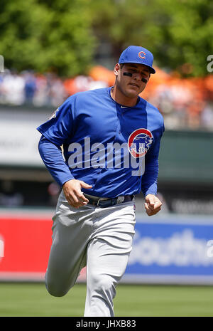 Baltimore, MD, USA. 16. Juli 2017. Chicago Cubs First Baseman #44 Anthony Rizzo vor einem Hauptliga-Baseball-Spiel zwischen den Baltimore Orioles und die Chicago Cubs at Camden Yards in Baltimore, Maryland. Justin Cooper/CSM/Alamy Live-Nachrichten Stockfoto